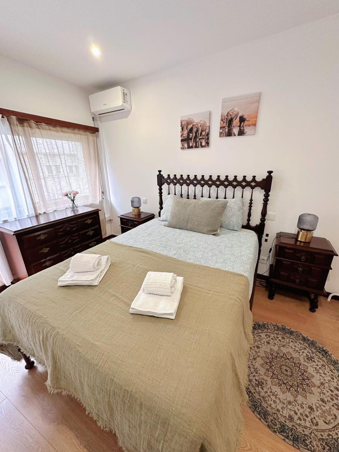 Апартаменты Downtown 2 Minutes By Walk To Center And Metro-Direct To Airpot T4 Порту Экстерьер фото