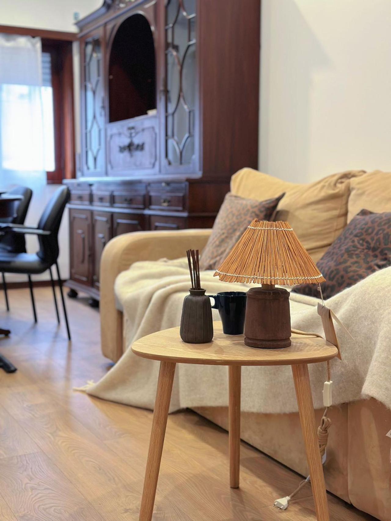 Апартаменты Downtown 2 Minutes By Walk To Center And Metro-Direct To Airpot T4 Порту Экстерьер фото